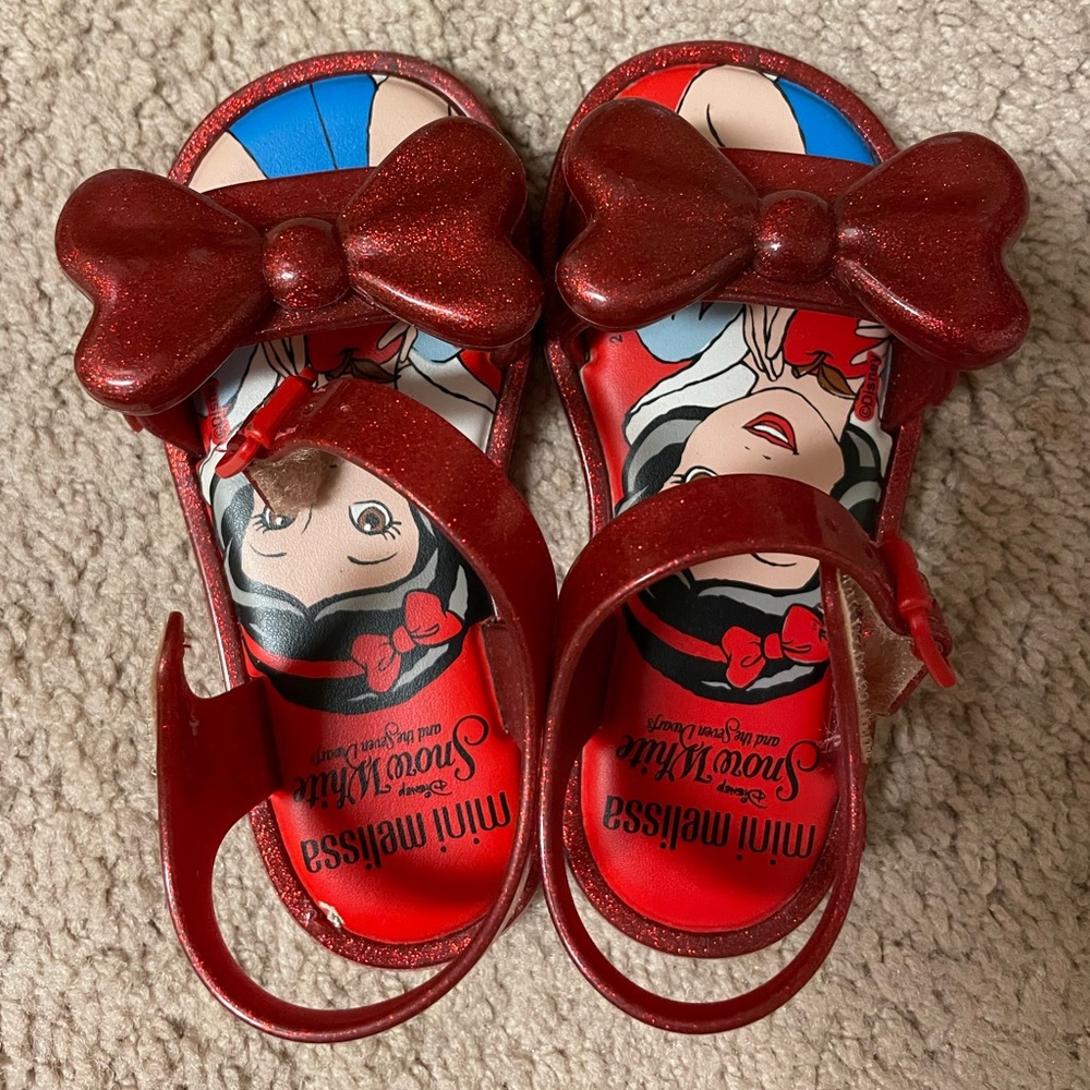 Mini Melissa Snow white red sandals size 8